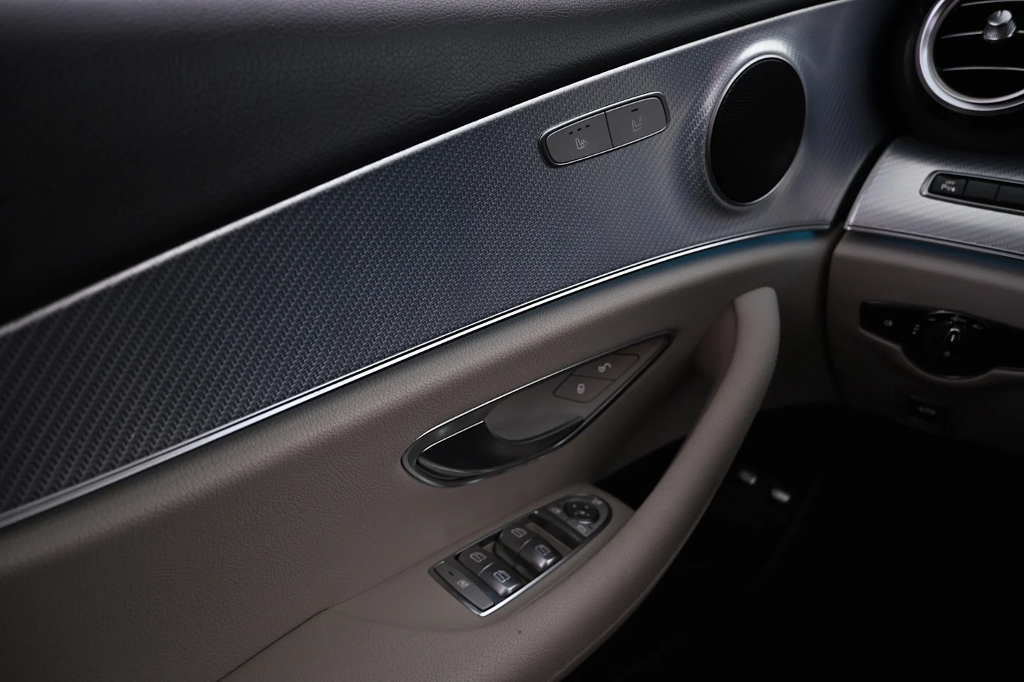 Car Image - TyTXZ7QPZHVqi9To8TksX