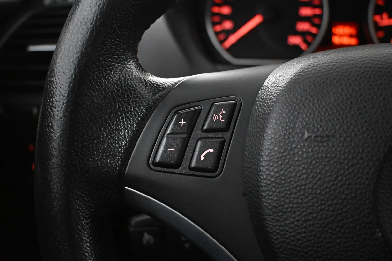 Car Image - 6e95lwrKr7VOglVmW9TgTp
