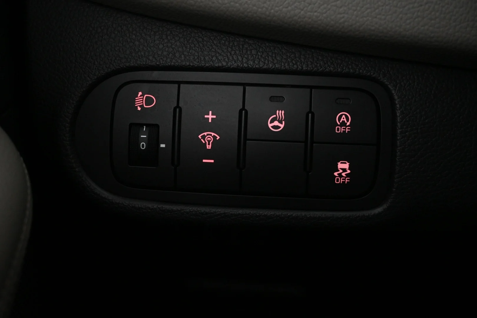 Car Image - 4hxl1yQ6nW03mThFKWusGH