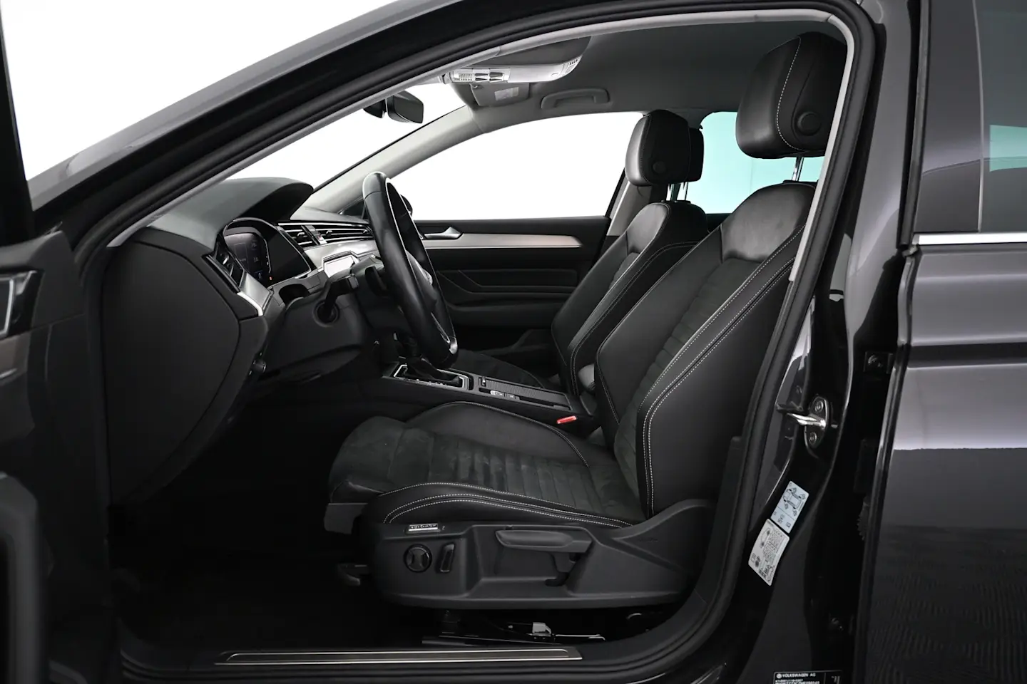 Car Image - 60rJWF3ZlKjTngwZQzdRHj