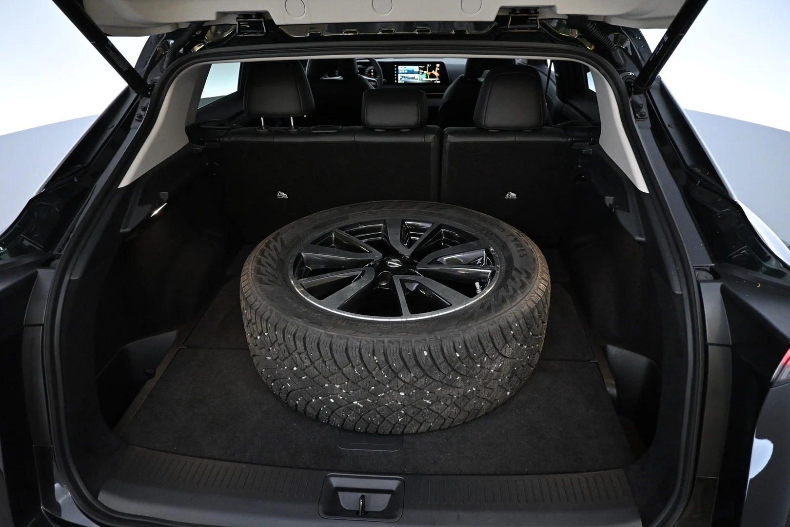 Car Image - 1XRVXlASX9buC4jBVDwu37