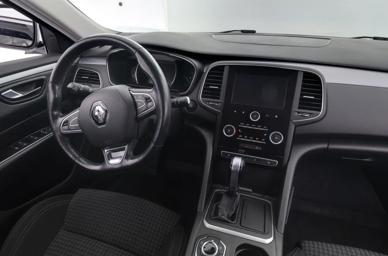 Car Image - 6qyU1yMLc5Bn0dlVaPytCA