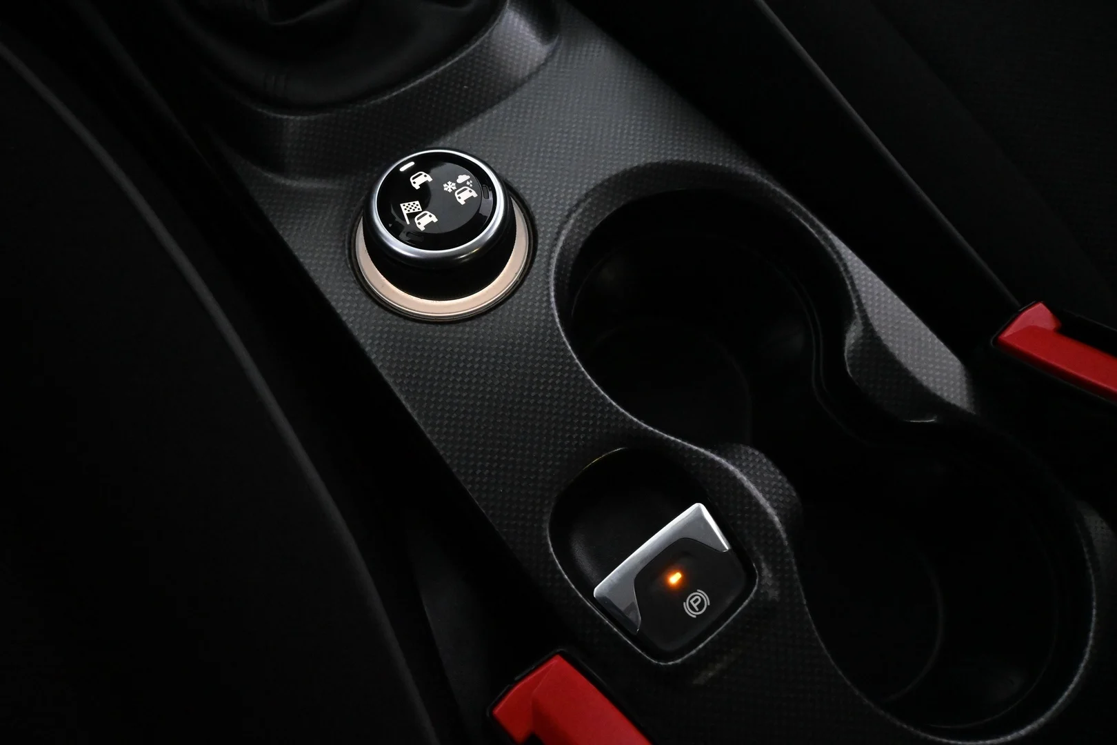 Car Image - 3WFms9UNNLzDfQb3NTgTZH
