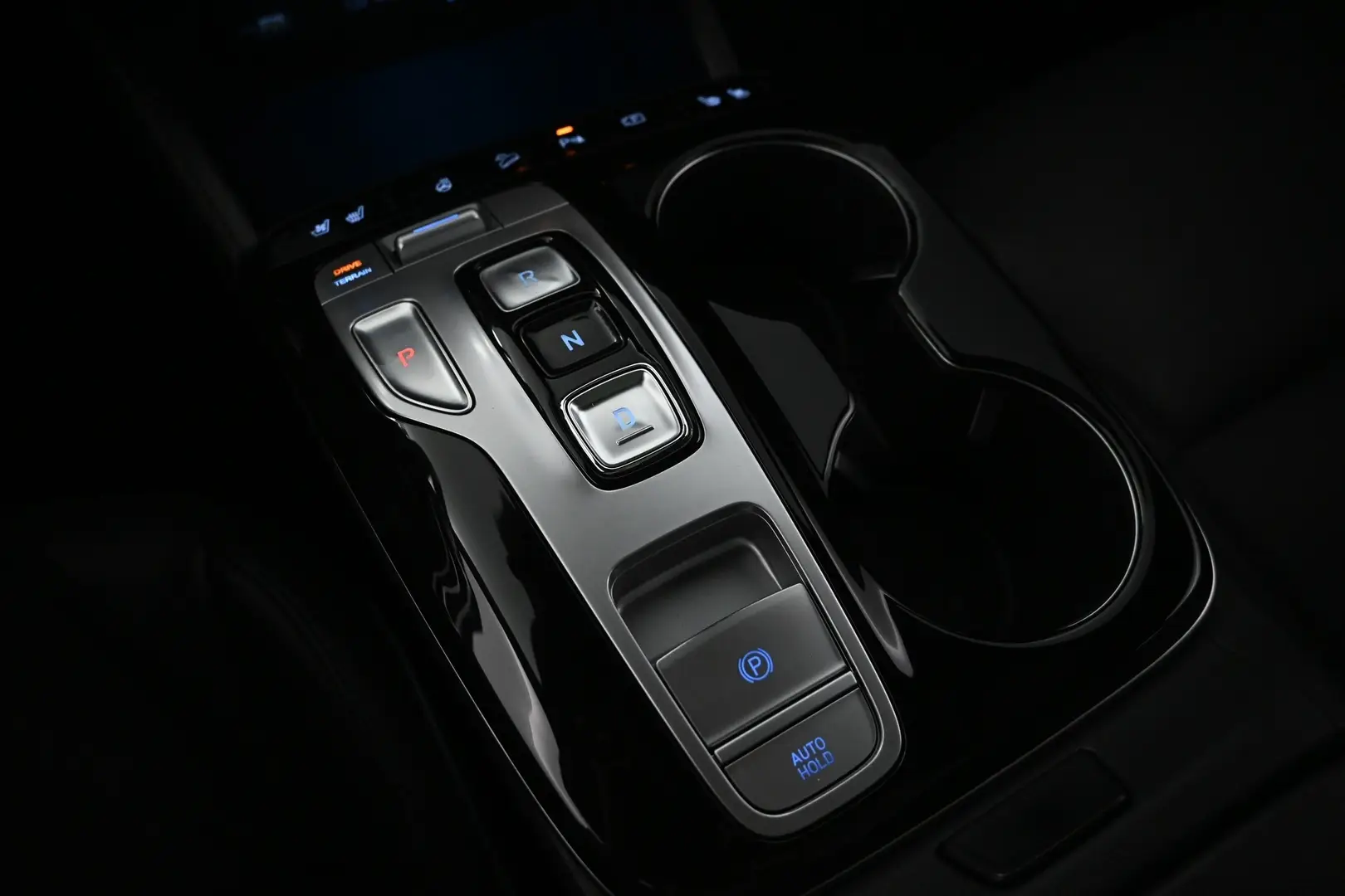 Car Image - 6vVsIx1caiz5VLXZdNOECi