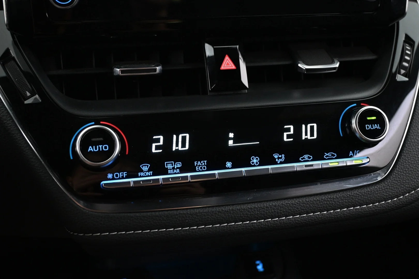 Car Image - 4p9RcB2dqiFupFyNvNWow8