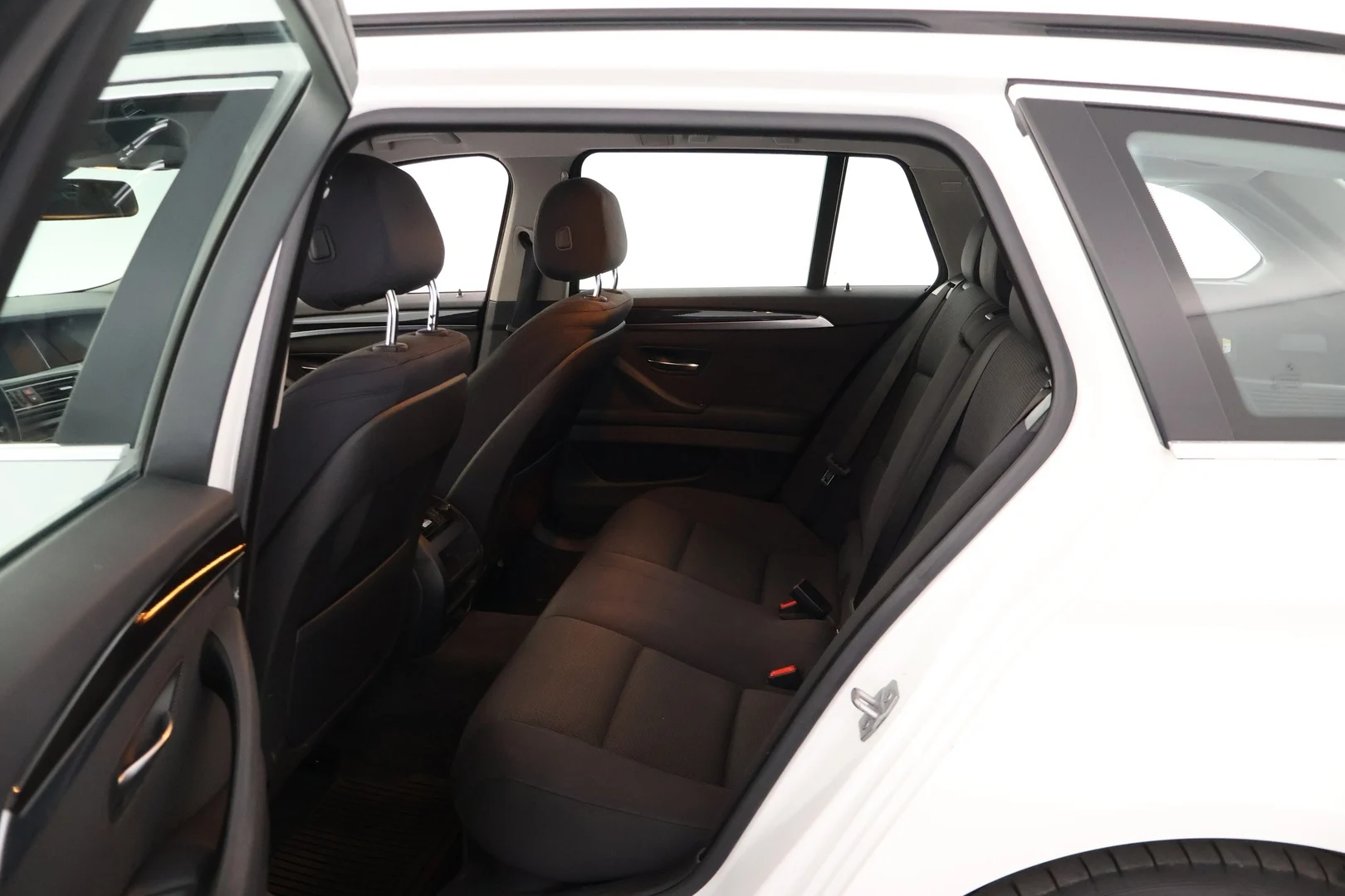 Car Image - pTWuLHqd9EFqYKE0zgRhx