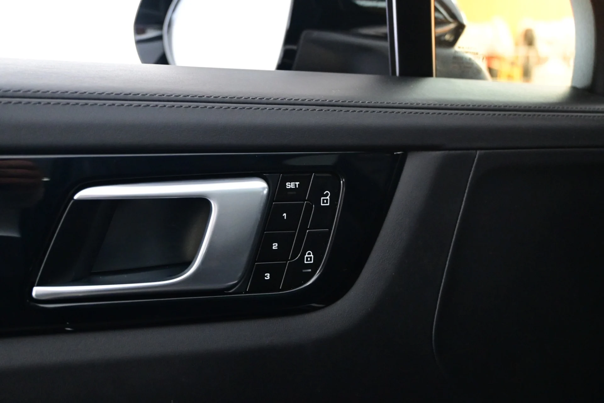 Car Image - 4Xpt2Qf6CkfyUEy5S2bz5E