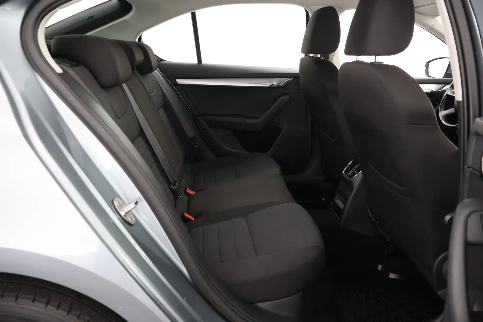 Car Image - 2KReNB5nDt2A1FEq3k46p3