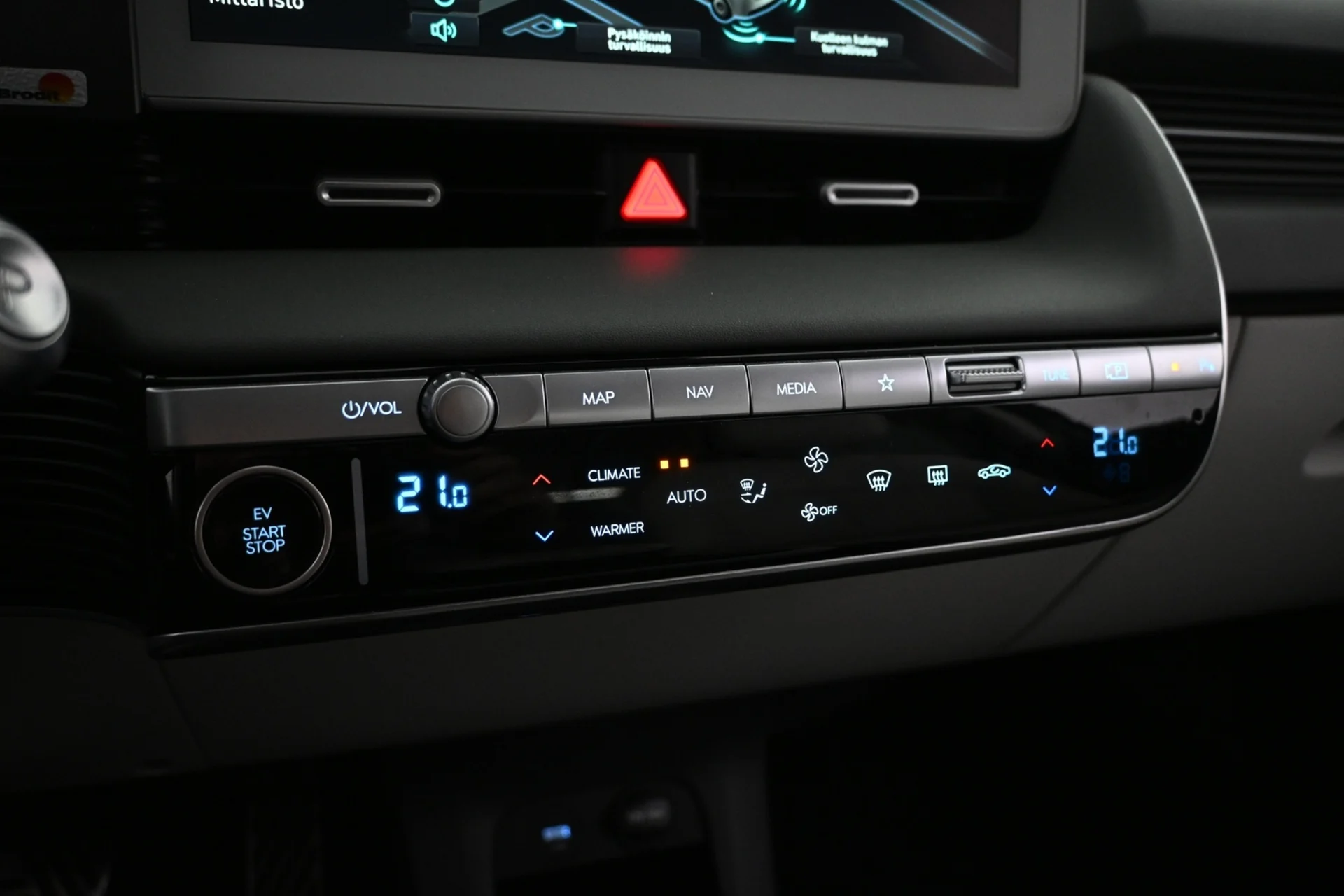 Car Image - 3lL1hBJYxu4dL8fPZJS81N