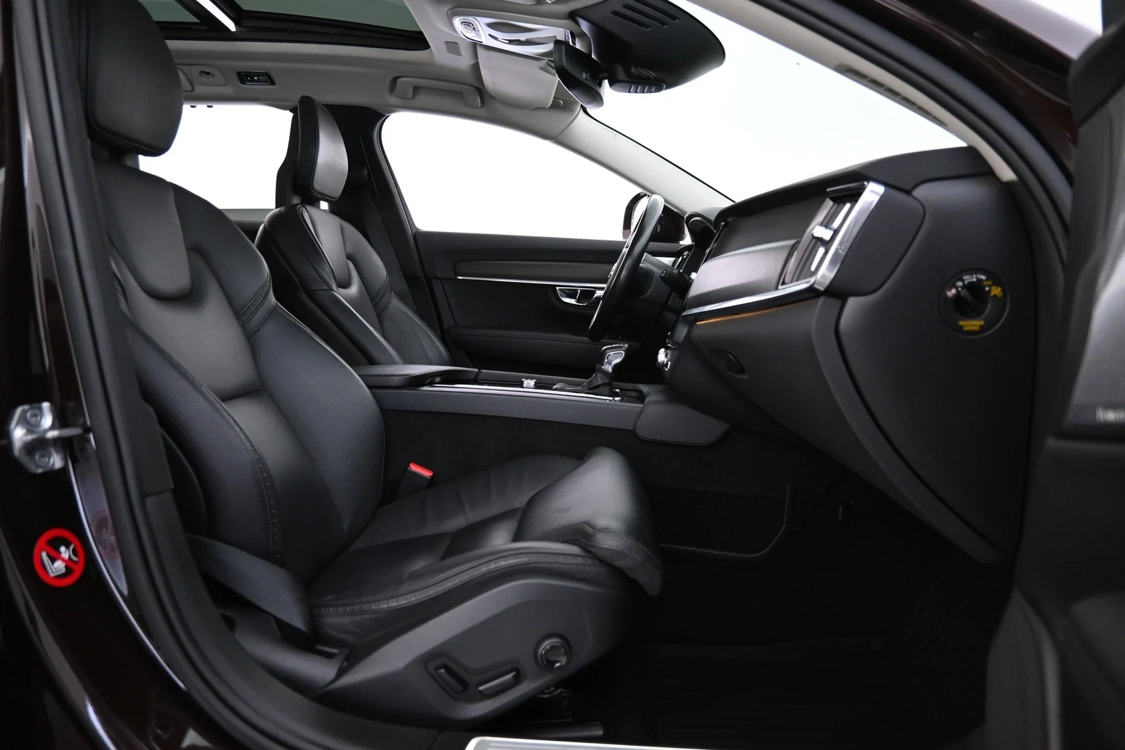 Car Image - 4zanVJC6PczF7OE8FDw947