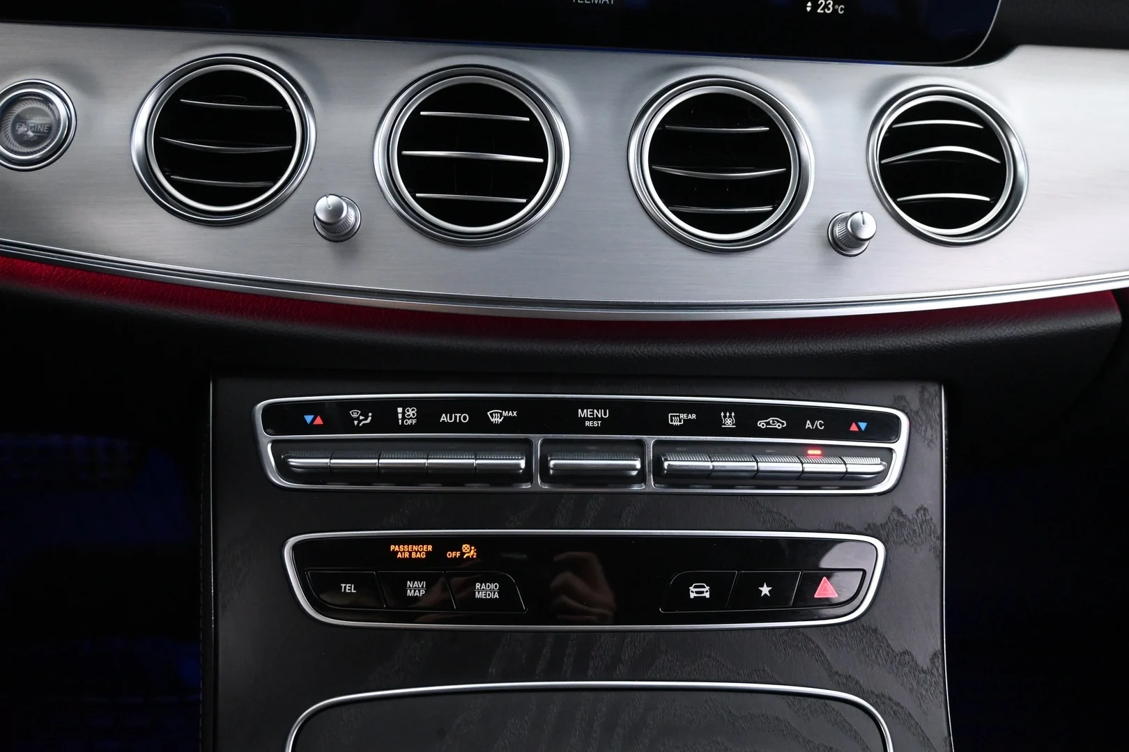 Car Image - 1Tp01wxWt1YV1JjE8mKjEw