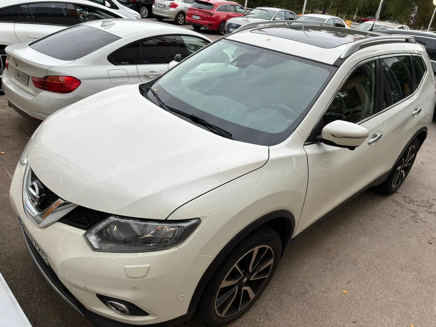 Car Image - JhSre6qY0uphur3BmjvJY