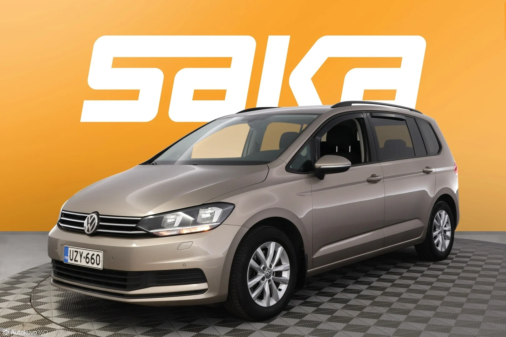 Car Image - 2lT8v6daeNxxO6Q5wbMZiG