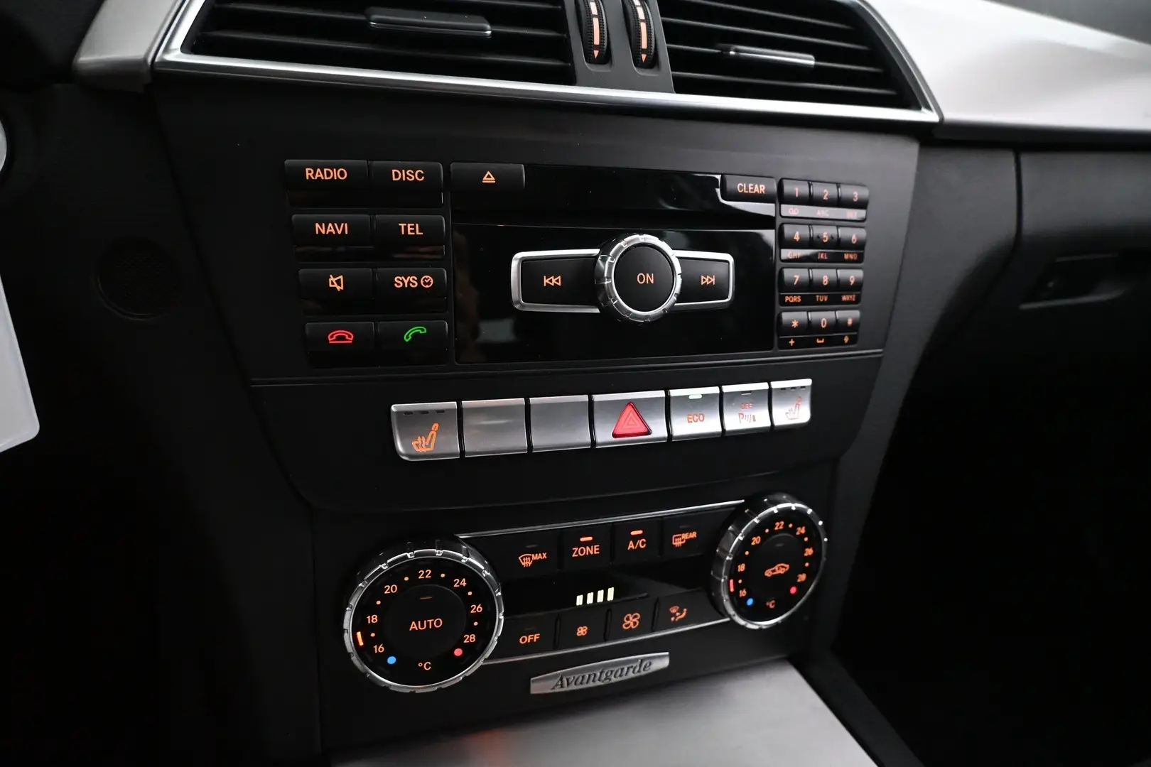 Car Image - 4C9nbOLXcCt44i3PuBZhzS
