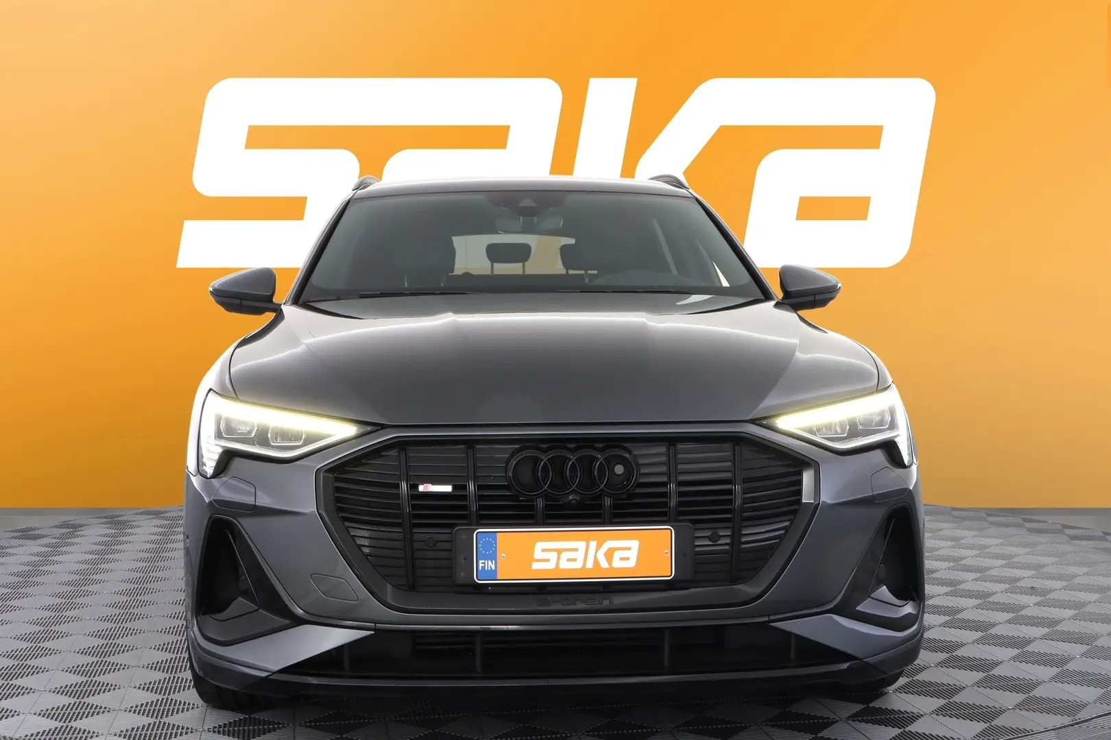 Car Image - 1xILO2glP0eszdecCLY2Yw