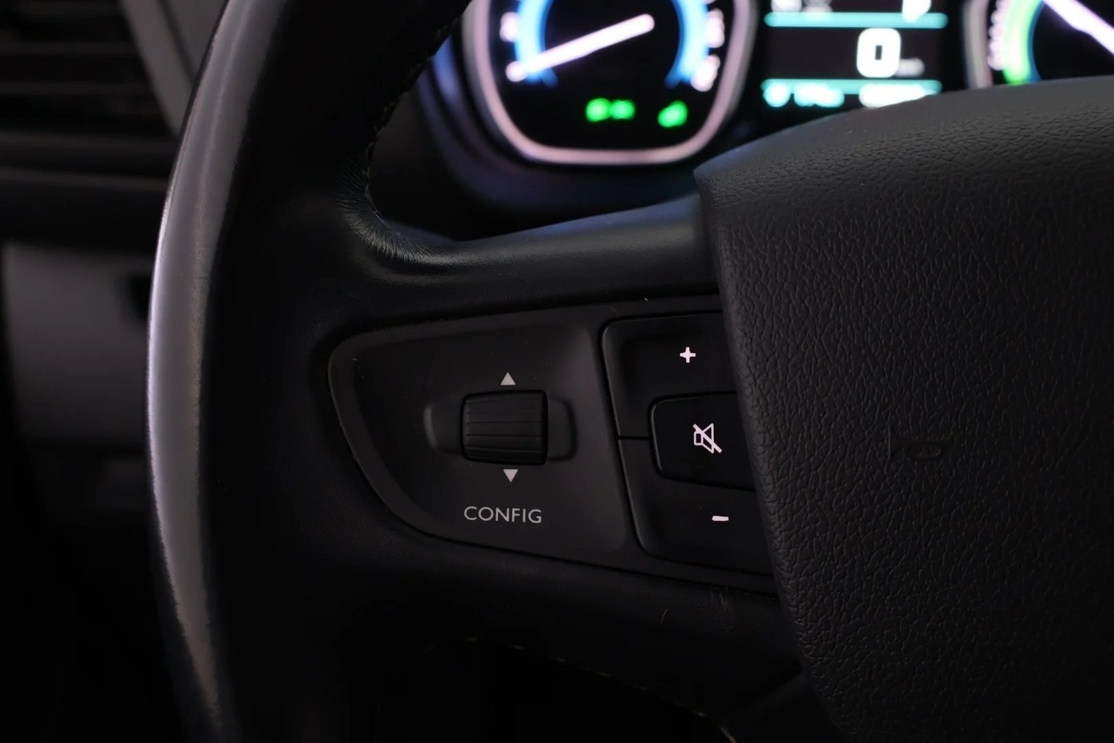 Car Image - 2GzL7ncy93YZ2NwcIiiao7