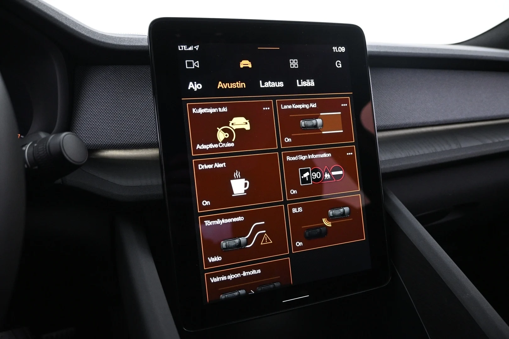 Car Image - 7EgwBAFxVJ9xE2d1CuHF4b