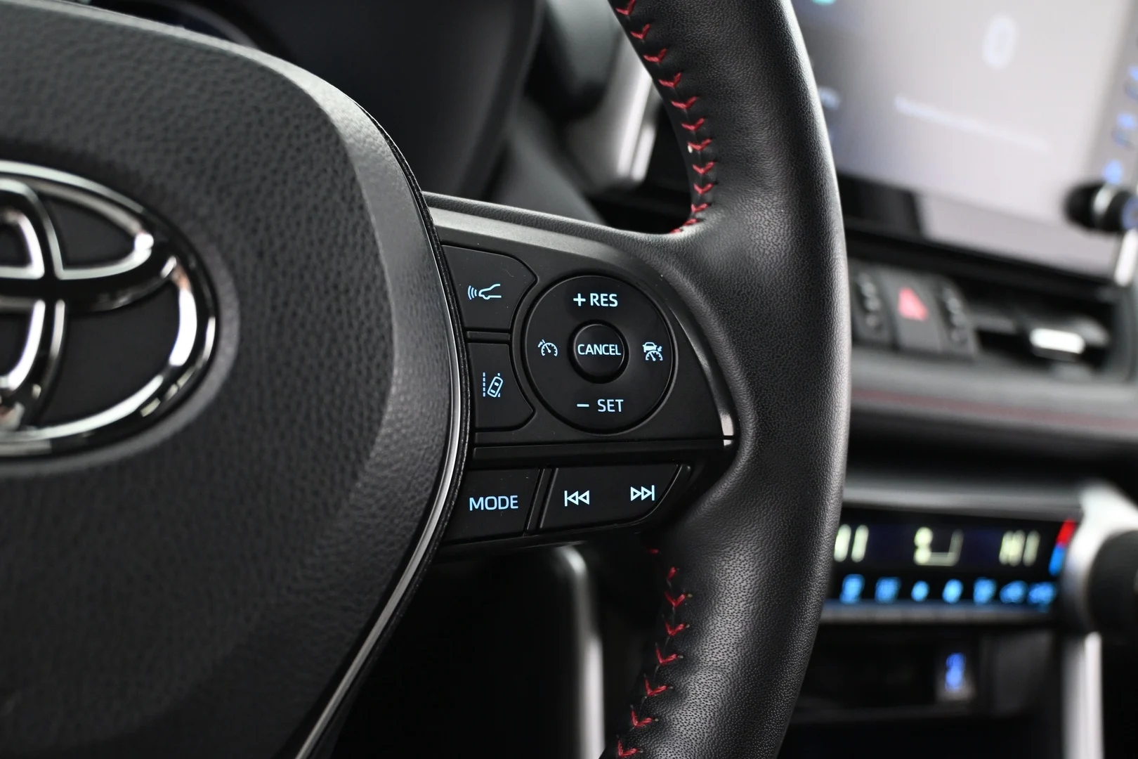Car Image - 4IDYDYZvPomAxyh0v4qIiu