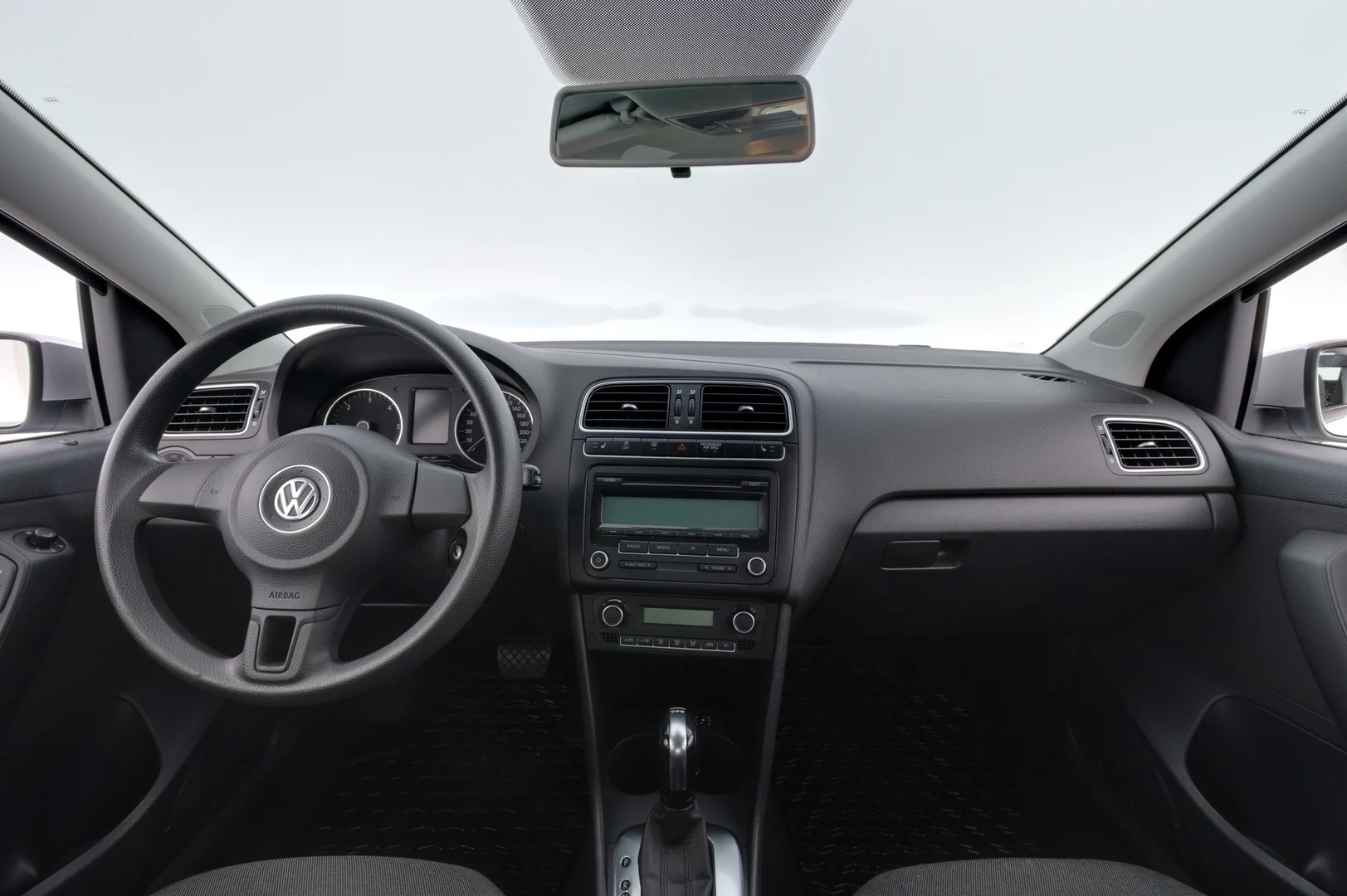 Car Image - 6W8fAvQzh4dj0c5prkbUTv