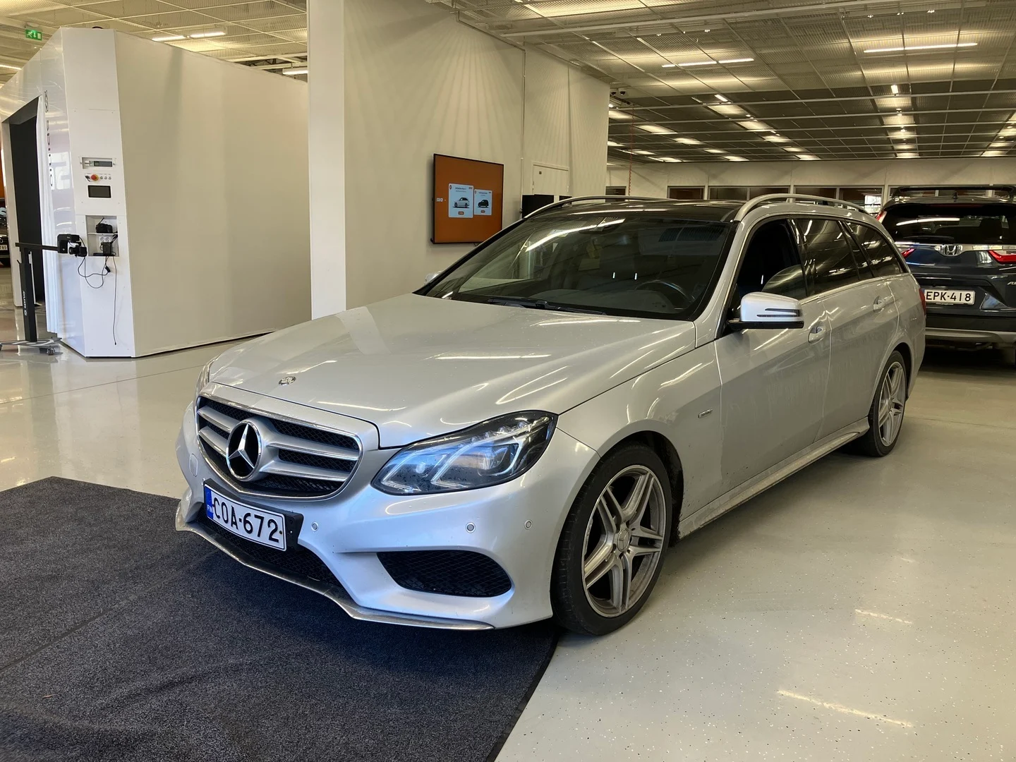 Car Image - 4hXeWDxs17lh4Zc8OuEnjM
