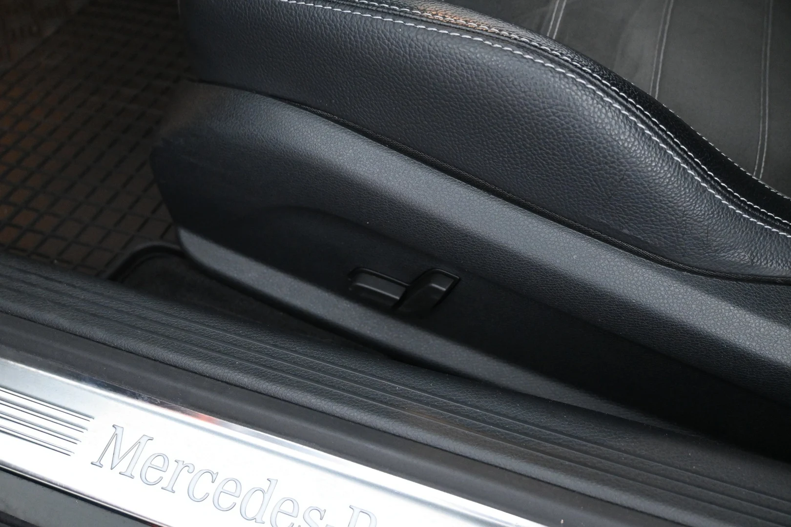 Car Image - 39WdJArrsdIxtU5tm0YrBi