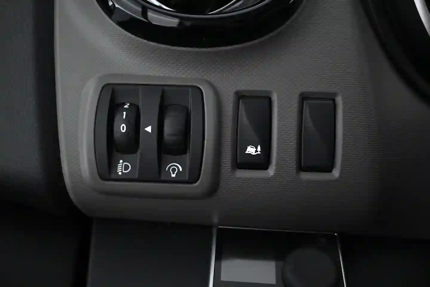 Car Image - 7yhX7HdyG0f0qEbLtIqBFL