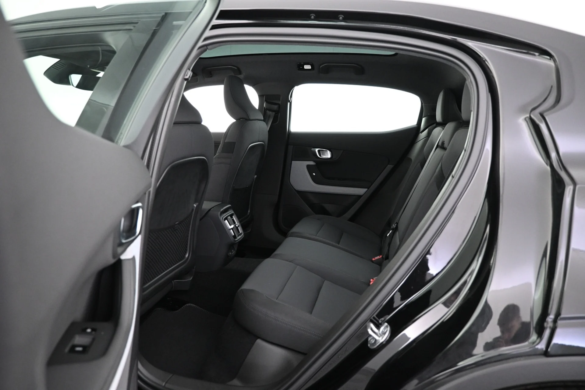 Car Image - 4ndjW8uFrMkXIl3lbc5k37