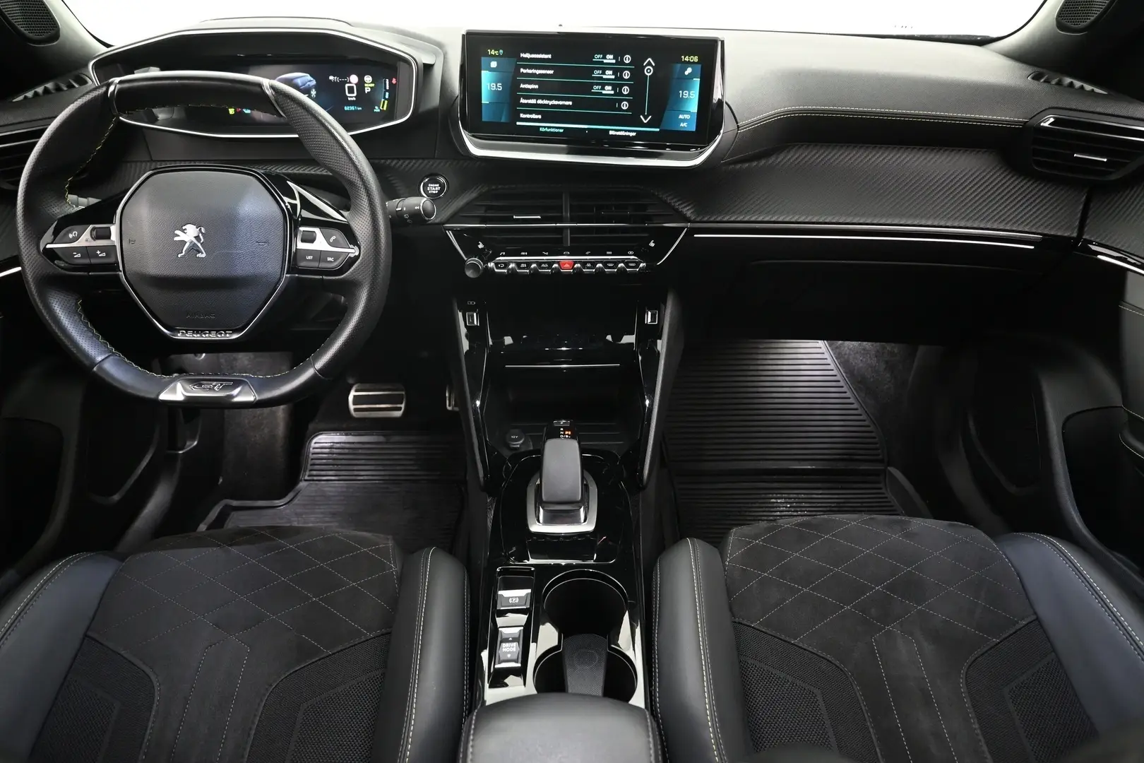 Car Image - xV9Z1eqDFpx4lh6ddSzcw