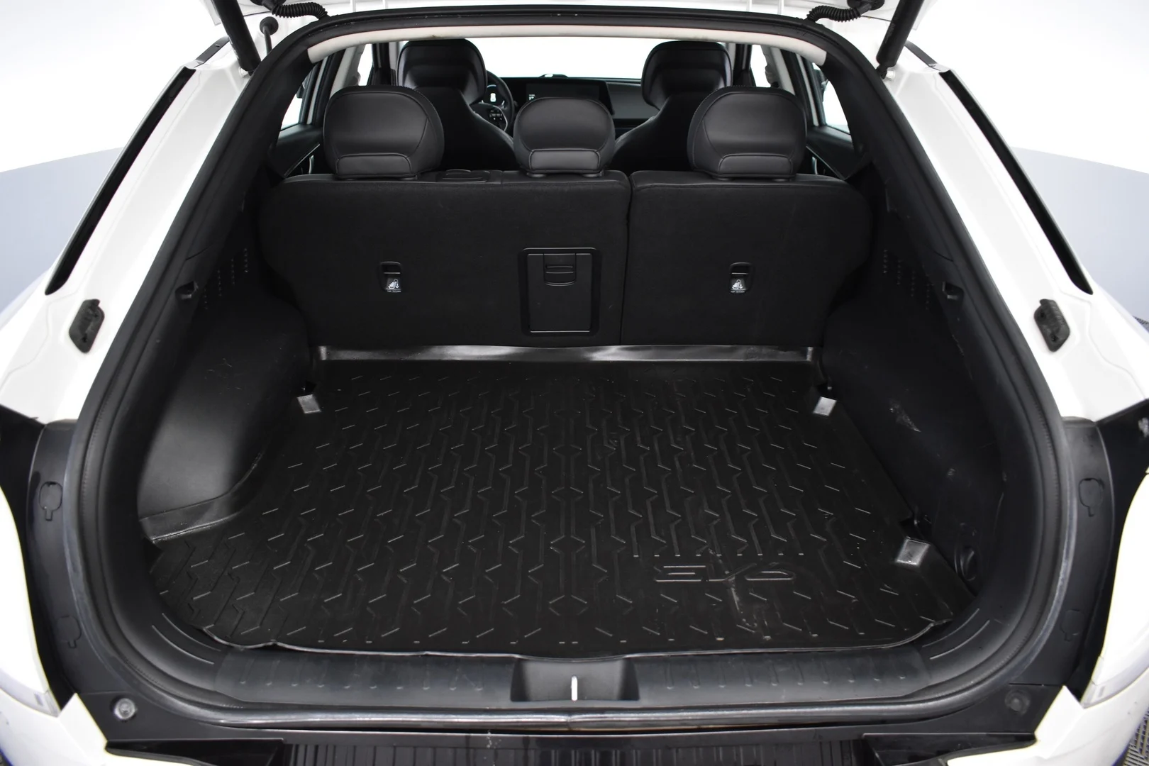 Car Image - 2VW3aPDBCmZc1B8tns5rHx