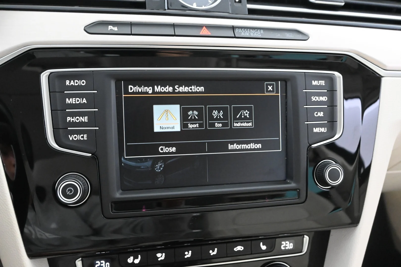 Car Image - 4LzjPWvqaTQOOYjxNXxsR6