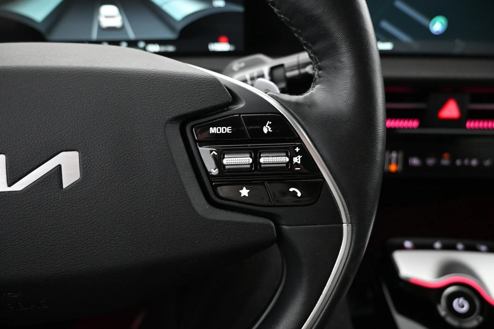Car Image - 4uchayB5s6y1fIMJAuJCzi
