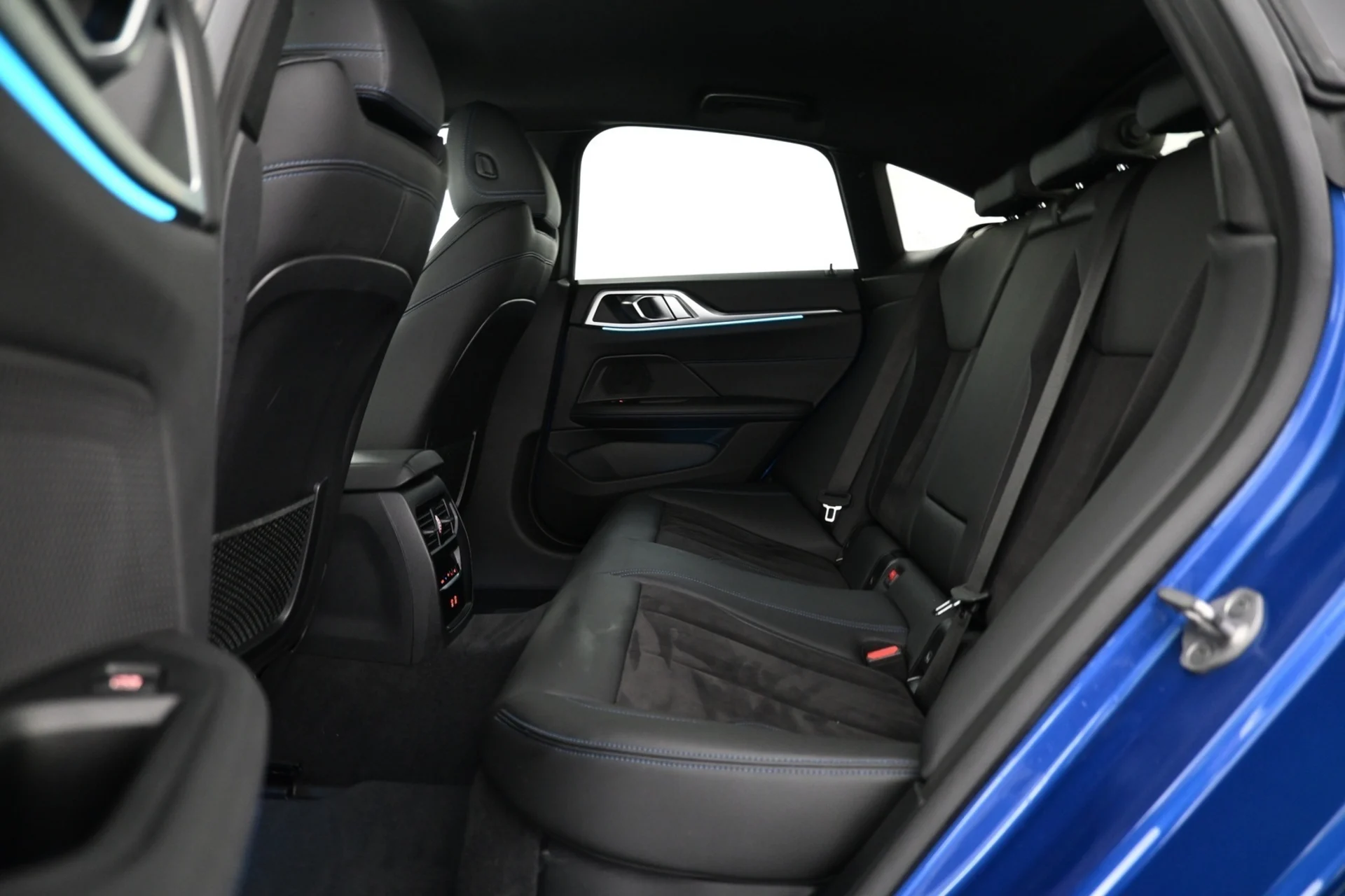 Car Image - 7MjgwRfEg6e75X4lKoNqaK
