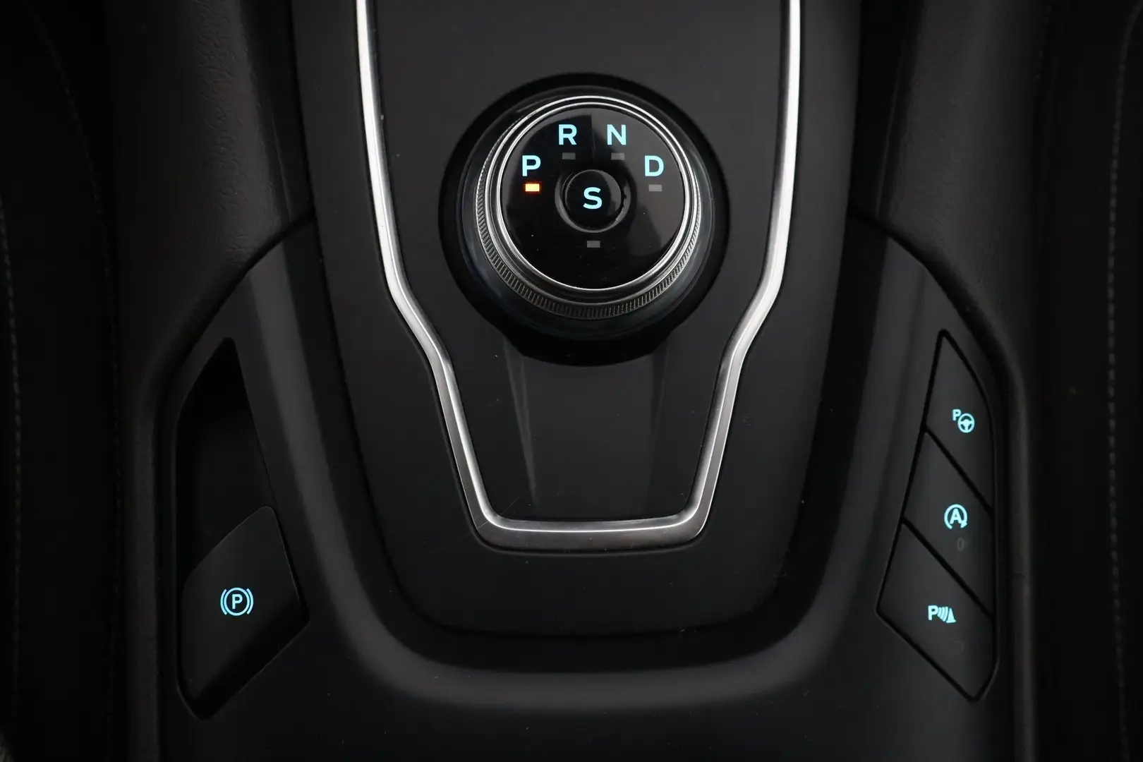 Car Image - 12Vx45mRcql4cX7dihjUG5