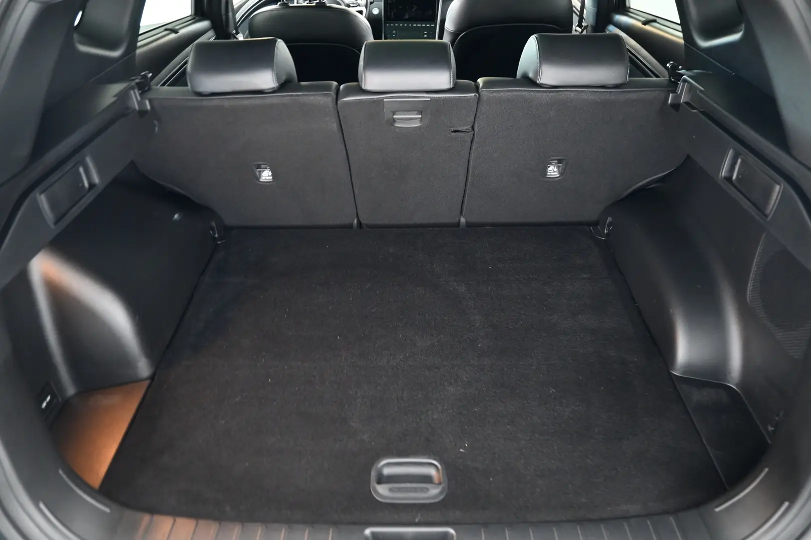 Car Image - 6vVsIx1caiz5VLXZdNOECi