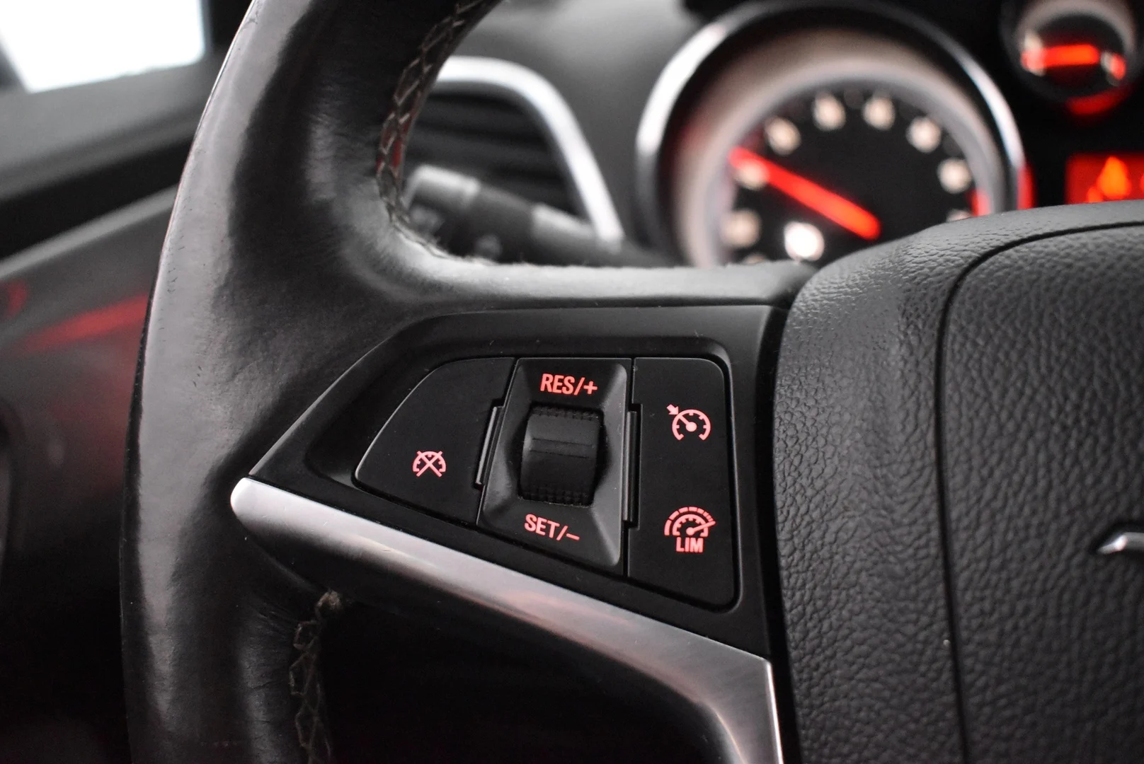Car Image - 6PHZ5XDwILLrbA551k5zbz
