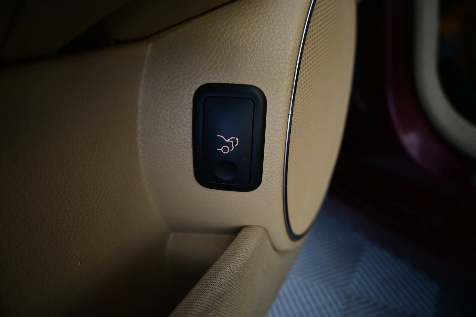 Car Image - 4p08uBl835ZYA0D9dqEpYE