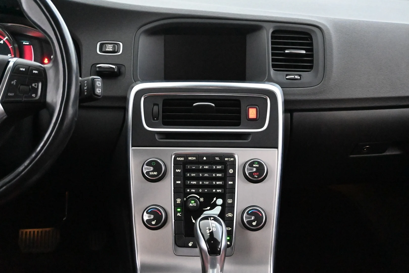 Car Image - 7kUqyjqTyb84DoSuEWRCna