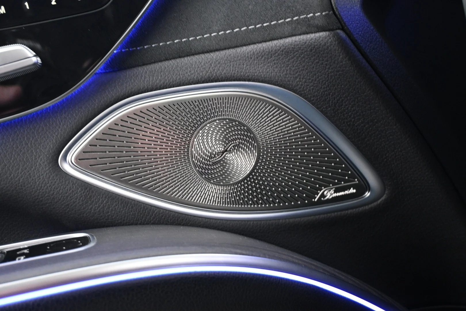 Car Image - 140ZII9XkbIkxbUb7sOgV6