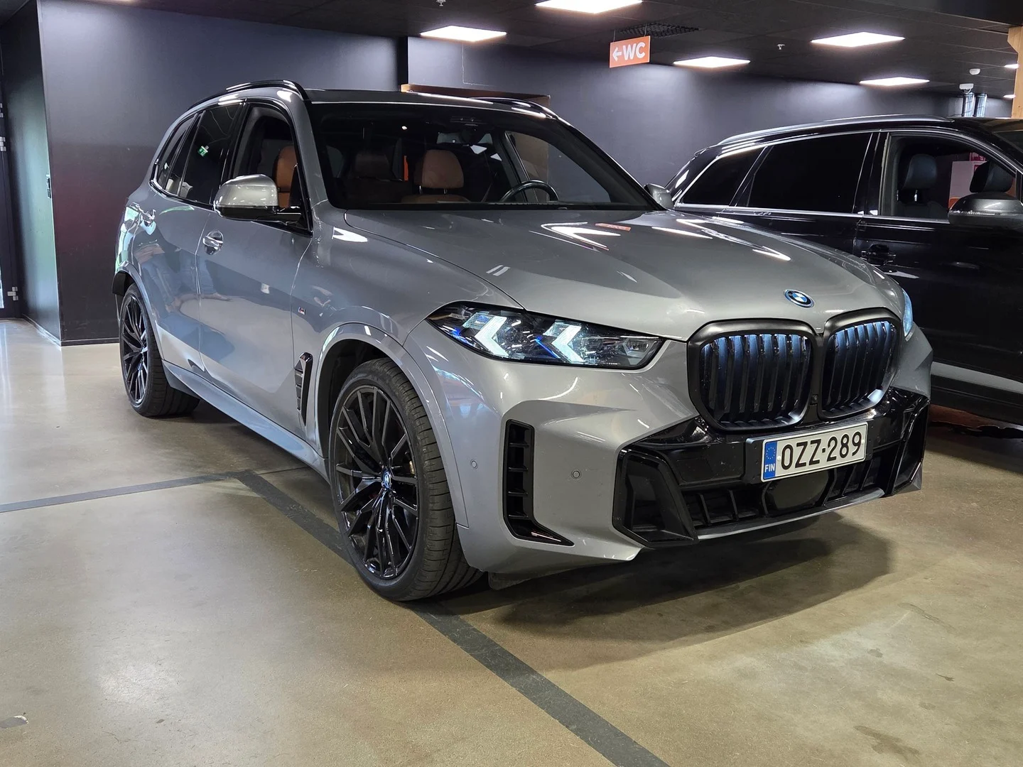 Car Image - 5BIB8l7JJWGrlnGveUqabe