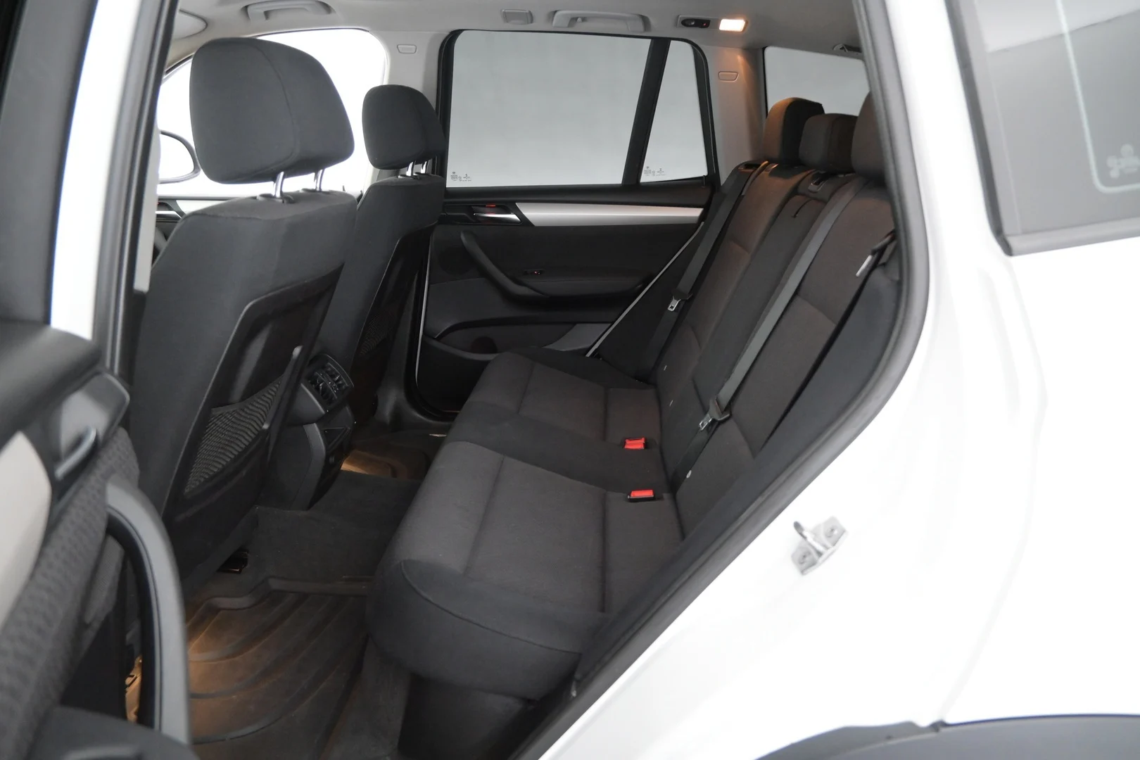 Car Image - gHKfndfLKcj2WyaRu7KYx