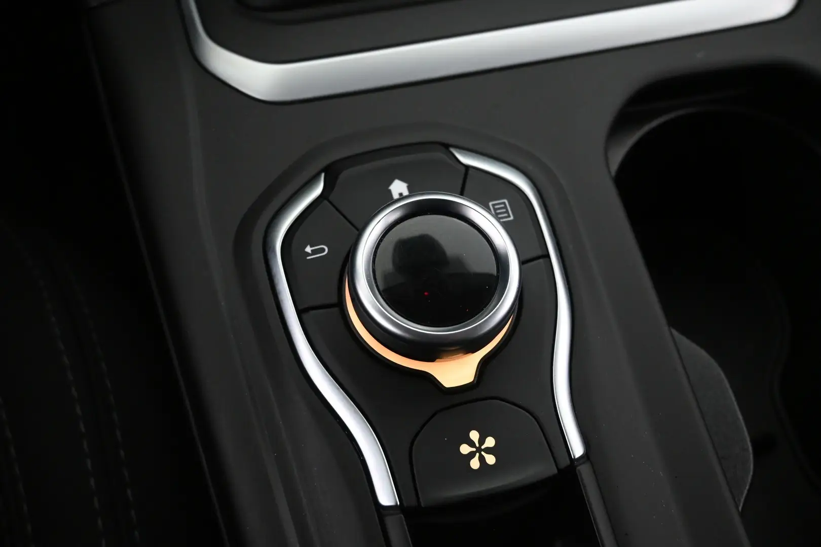 Car Image - 6qyU1yMLc5Bn0dlVaPytCA