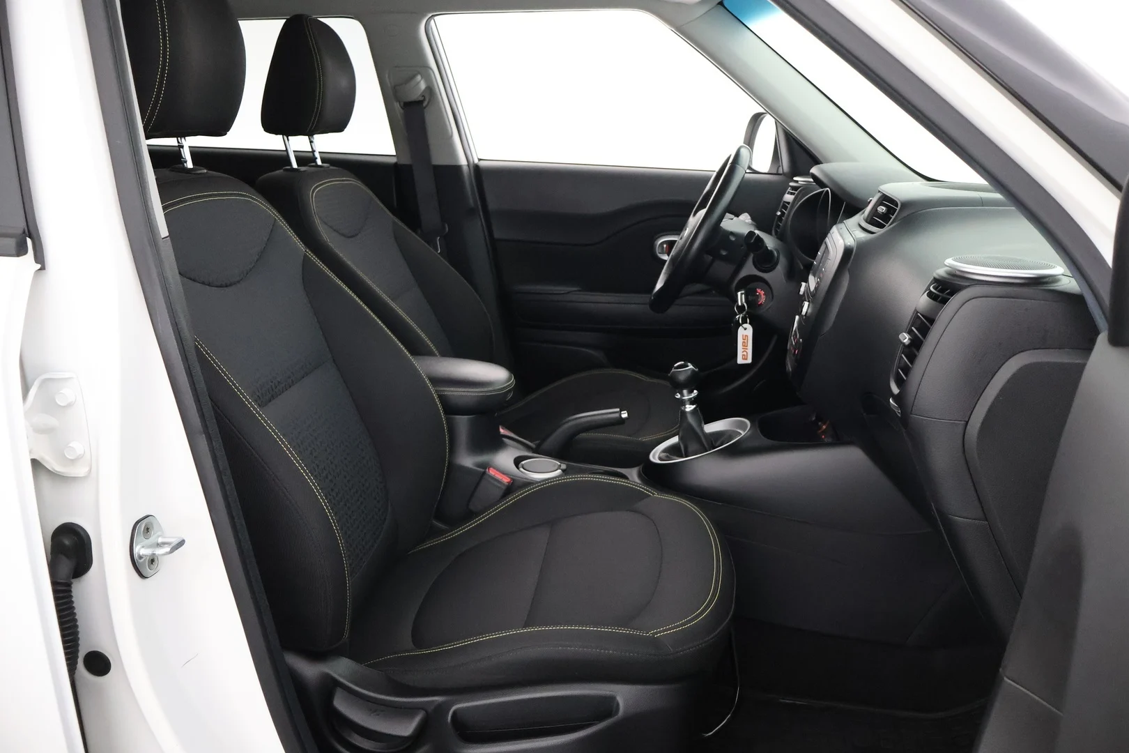 Car Image - 4XSCtgmBlP2dnWcYmWnt0b