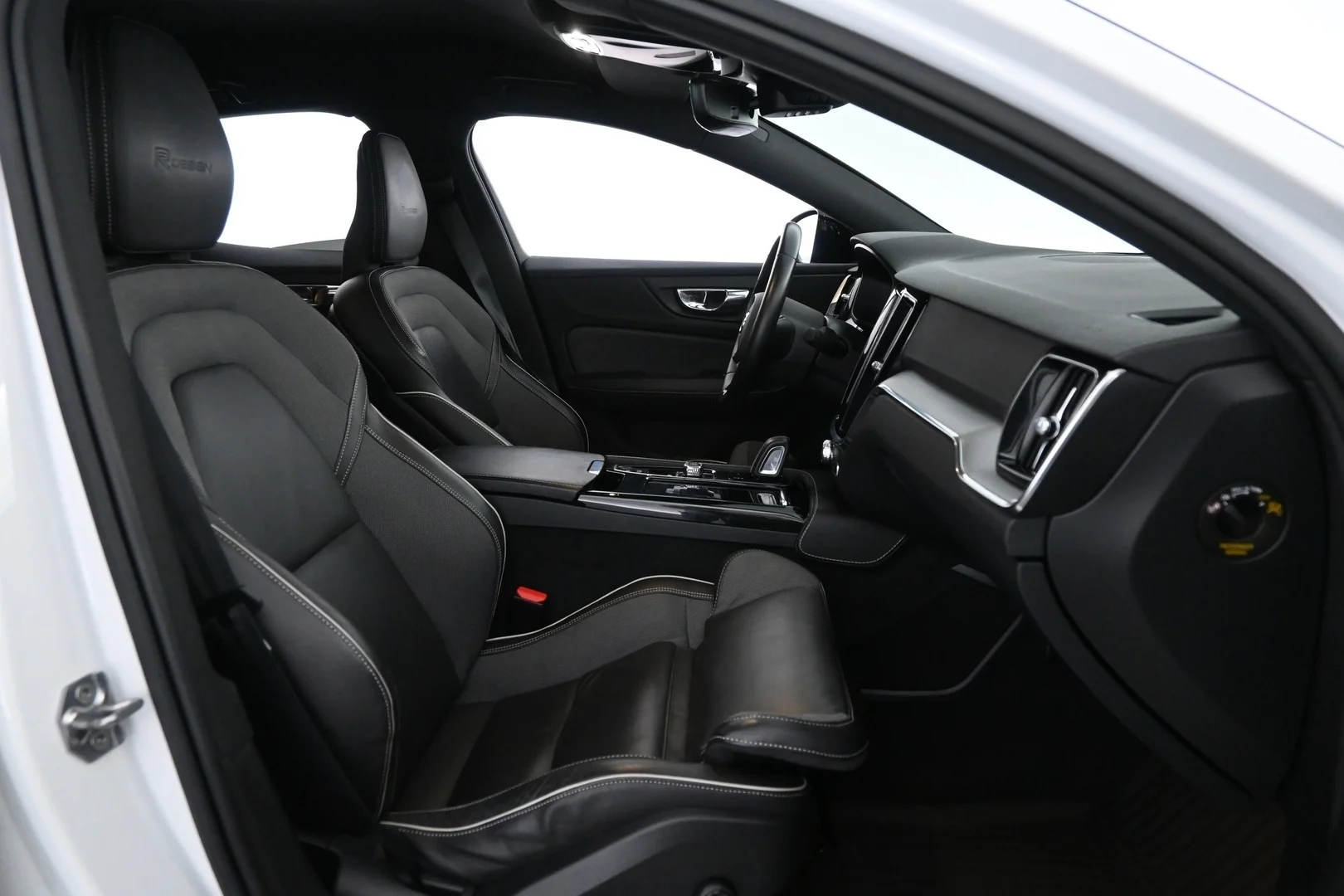 Car Image - 10Vrtq7D1rDmDQvZvlNR1A