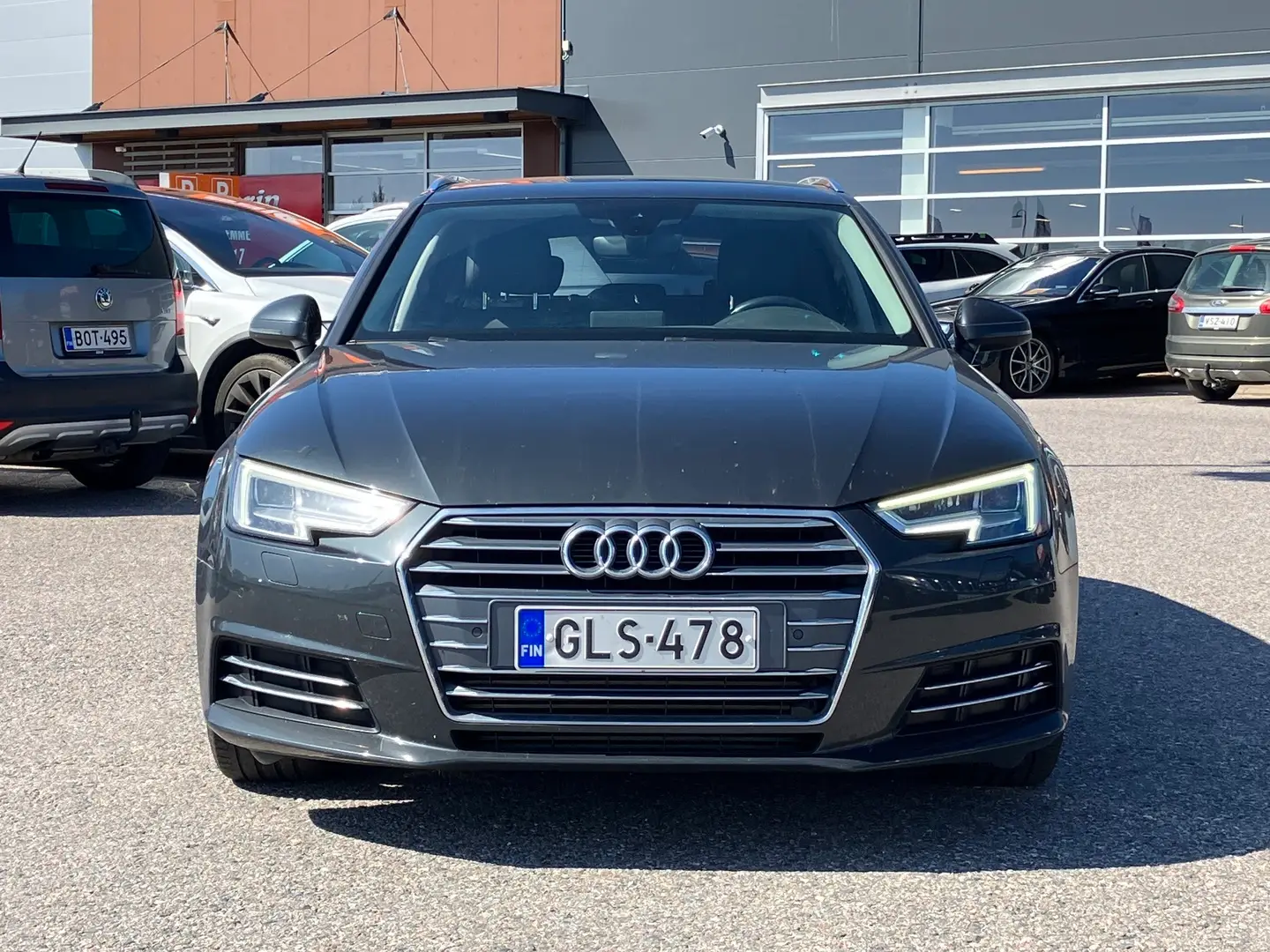 Car Image - 2IUZRYaRP18sDvnhBtBKEk