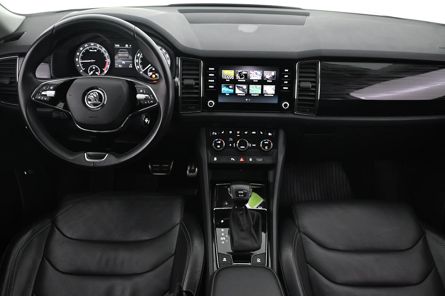 Car Image - 43jbylorwvF4qSghF8emRC