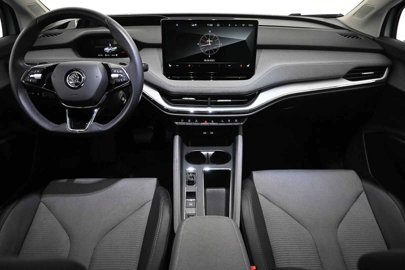 Car Image - 5gjLIMDUv9zB1XuEzxaeaS