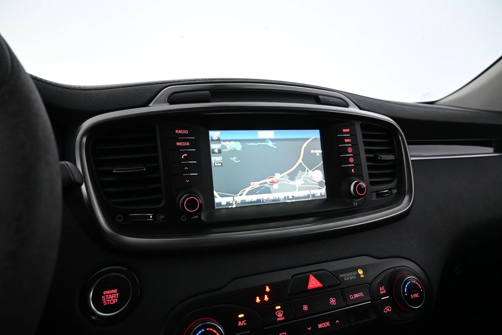 Car Image - 7aIsUShPyGPIqt3Cn77F68