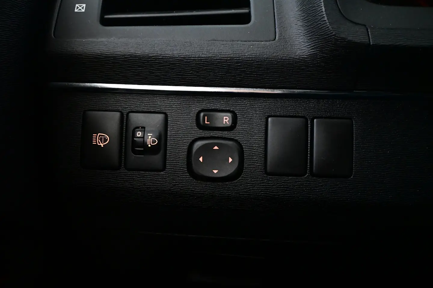 Car Image - 4cLNc6MNPvVuXLDbdnPi5v
