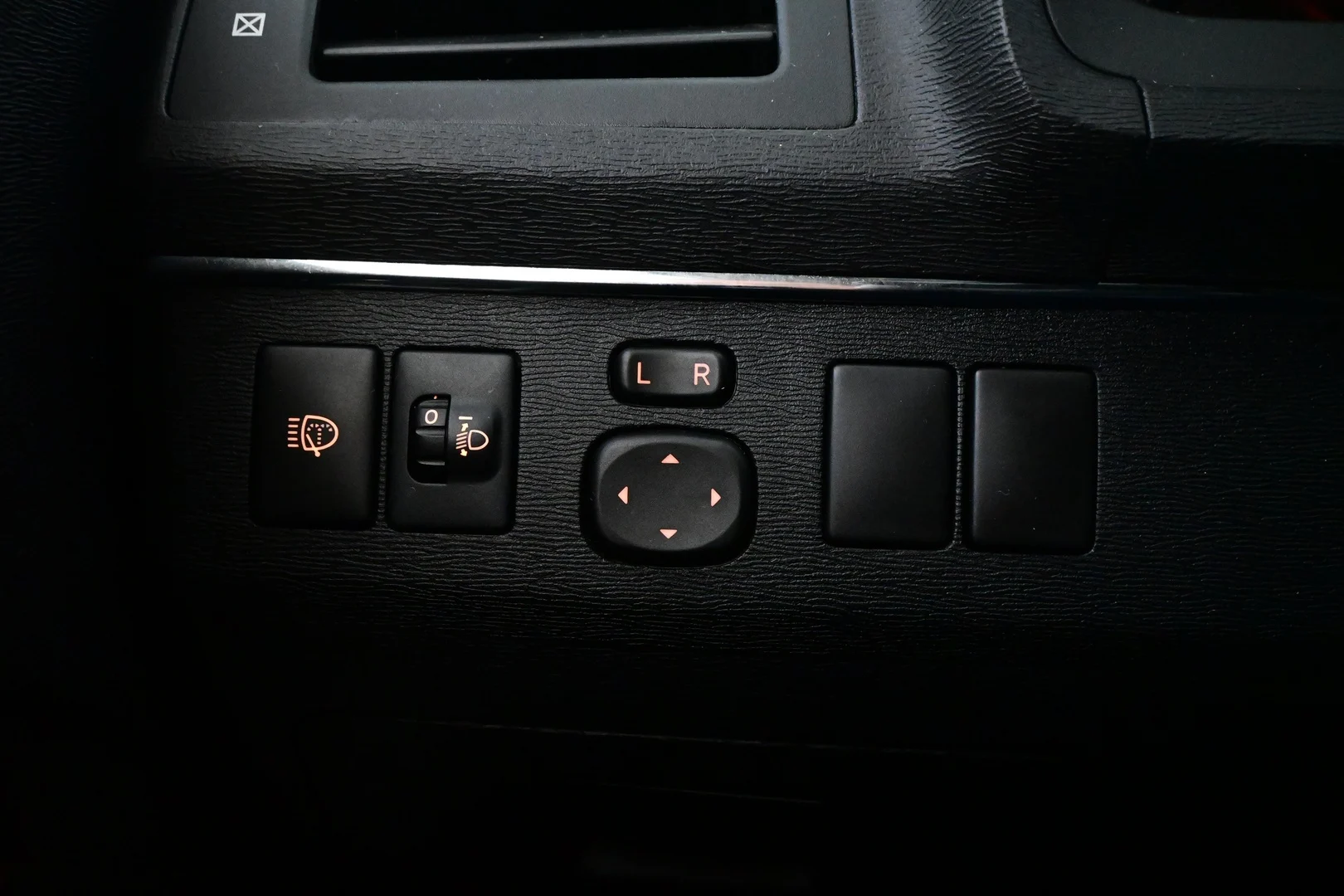 Car Image - 4cLNc6MNPvVuXLDbdnPi5v