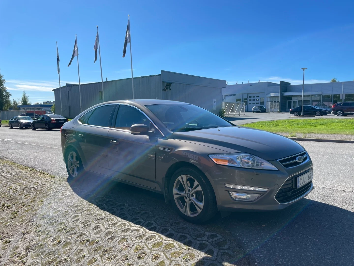 Car Image - 5ZLJZTKOnHOsfeV3t0sNAT